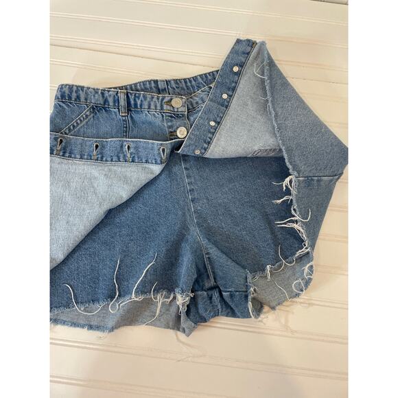 ASOS & URBAN OUTFITTERS Pink Cut Out Crop Top and Button Jean Skort Bundle Sz 10 - Picture 8 of 12